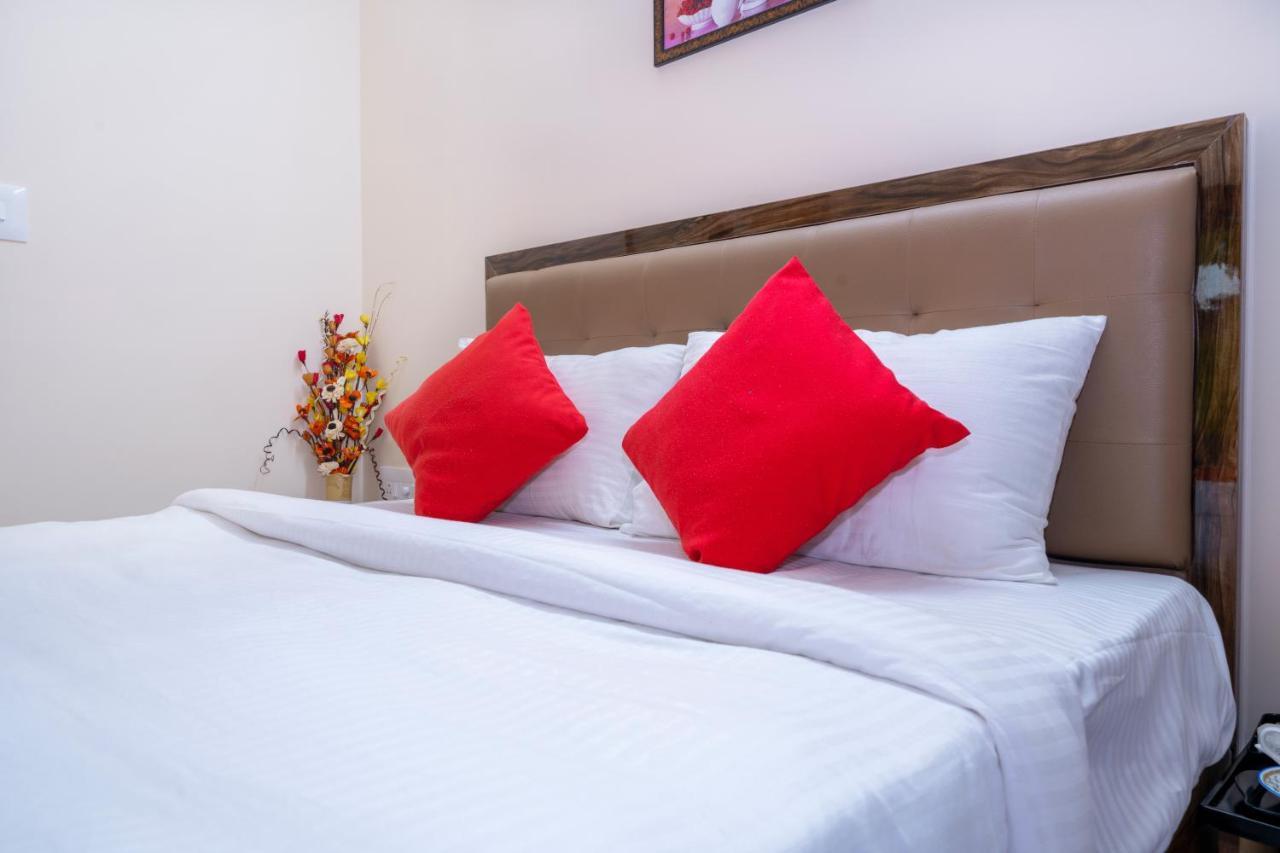 Sports Icon Suites Yelahanka Exterior foto